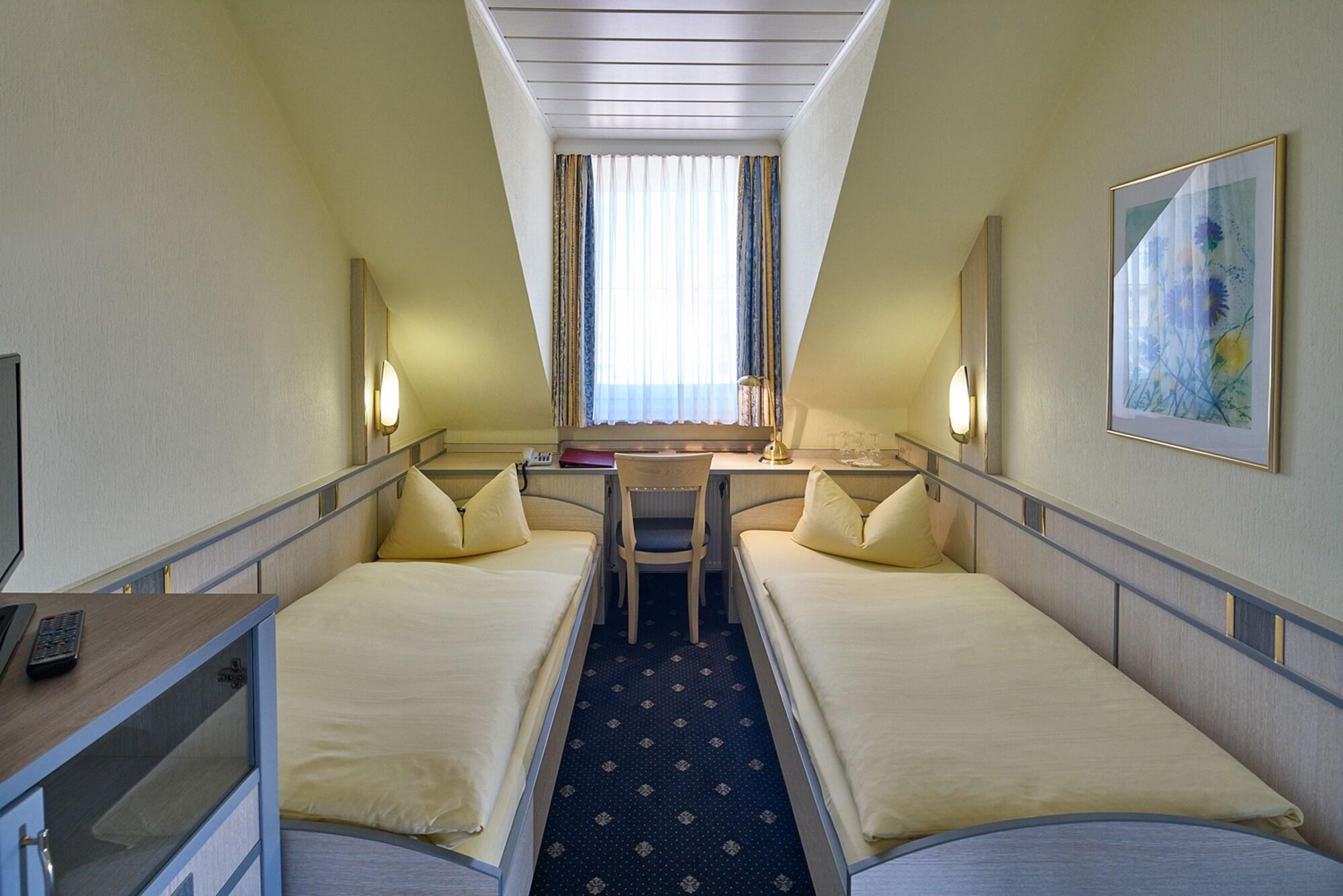 Hotel Alfa Zentrum Munchen Bagian luar foto